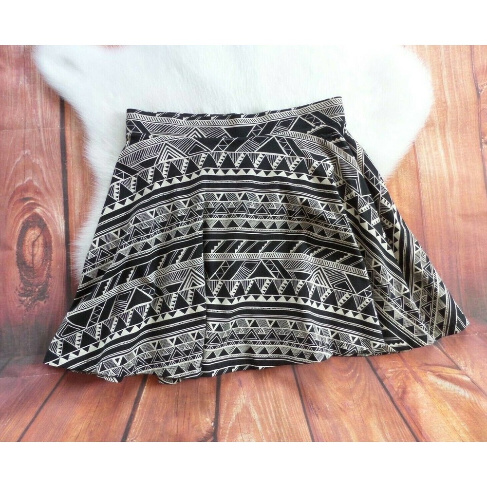 Victoria's Secret PINK Aztec Print Skater Skirt M